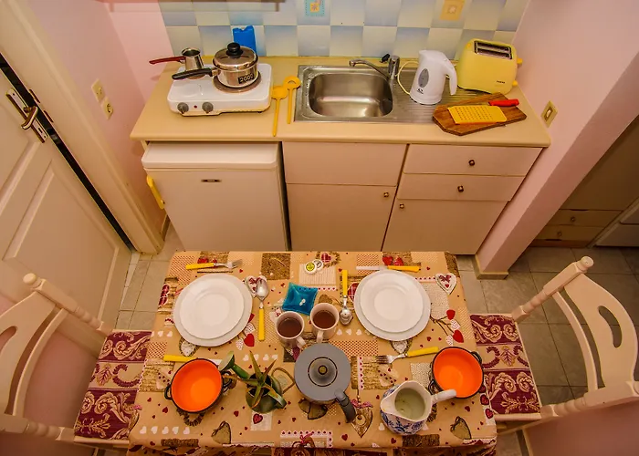 Aloni And Apartamento *