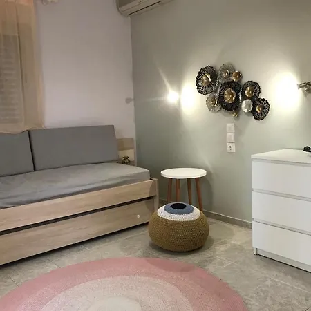 Aloni And Apartment *