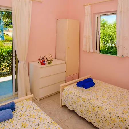 Aloni And Lassi (Kefalonia)